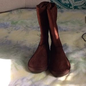 Brown Fuggs